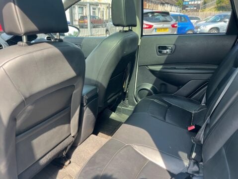 Nissan Qashqai 1.5 dCi Tekna 2WD Euro 5 5dr 14