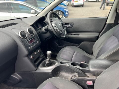 Nissan Qashqai 1.5 dCi Acenta 2WD Euro 5 5dr 10