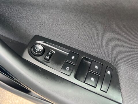 Vauxhall Astra 1.4i Turbo SRi Nav Auto Euro 6 (s/s) 5dr 31