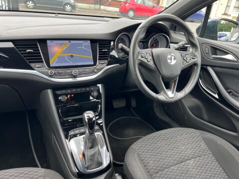 Vauxhall Astra 1.4i Turbo SRi Nav Auto Euro 6 (s/s) 5dr 11