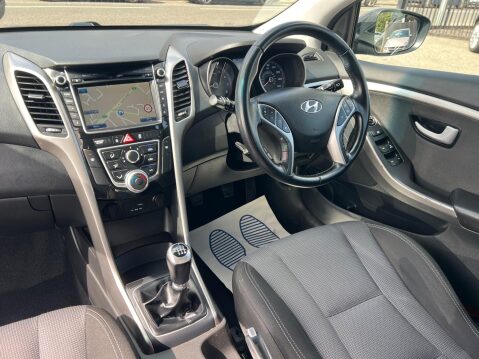 Hyundai i30 1.4 Blue Drive SE Nav Euro 6 (s/s) 5dr 22