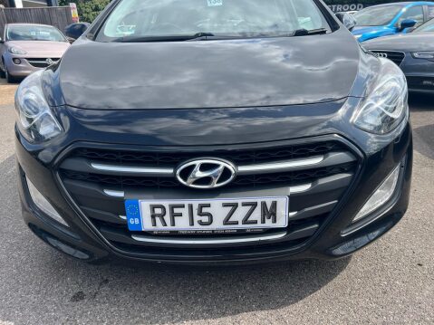 Hyundai i30 1.4 Blue Drive SE Nav Euro 6 (s/s) 5dr 9