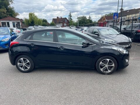 Hyundai i30 1.4 Blue Drive SE Nav Euro 6 (s/s) 5dr 7