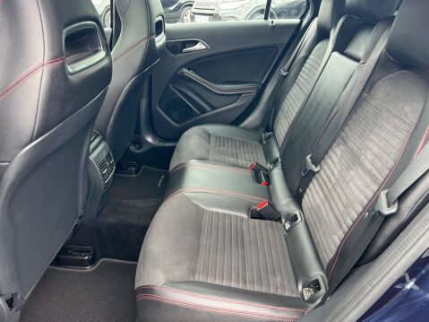 Mercedes-Benz A Class 2.1 A220d AMG Line (Premium Plus) 7G-DCT Euro 6 (s/s) 5dr 30