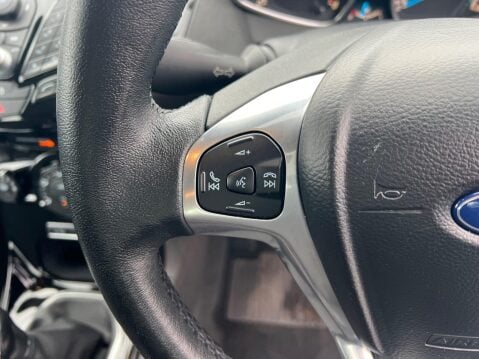Ford Fiesta 1.0T EcoBoost Zetec Euro 5 (s/s) 5dr 15