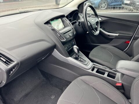 Ford Focus 1.0T EcoBoost Zetec Edition Auto Euro 6 (s/s) 5dr 22