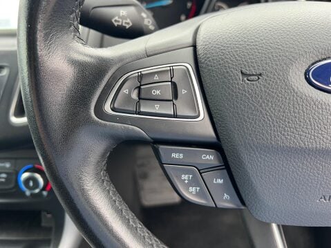 Ford Focus 1.0T EcoBoost Zetec Edition Auto Euro 6 (s/s) 5dr 20