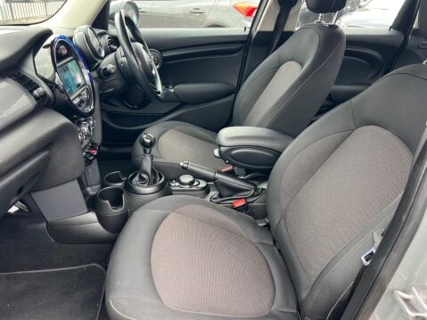 Mini Hatch 1.5 Cooper Euro 6 (s/s) 5dr 16