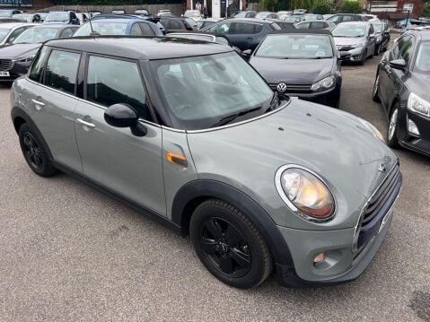 Mini Hatch 1.5 Cooper Euro 6 (s/s) 5dr 8