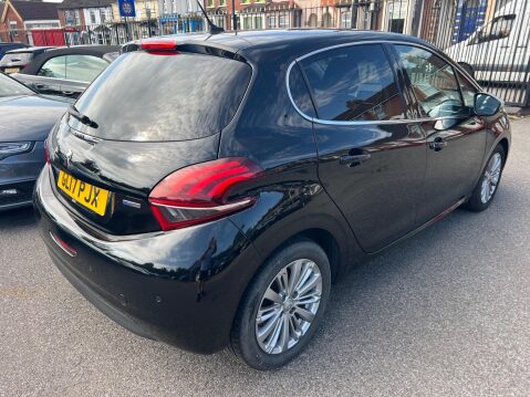 Peugeot 208 1.2 PureTech Allure Euro 6 5dr 6
