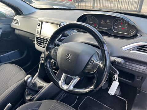 Peugeot 208 1.2 PureTech Allure Euro 6 5dr 18