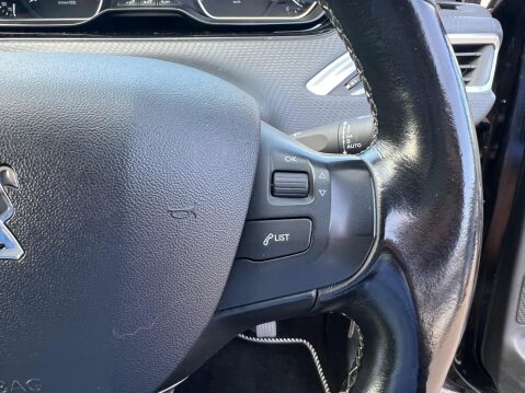 Peugeot 208 1.2 PureTech Allure Euro 6 5dr 21