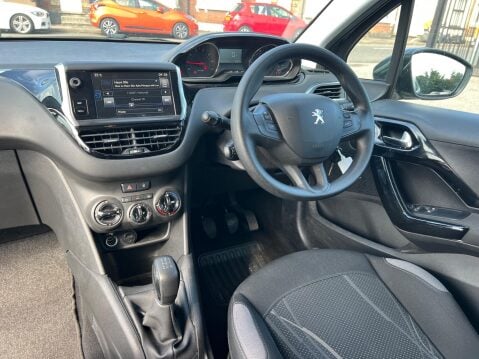 Peugeot 208 1.2 VTi PureTech Active Euro 6 5dr 14