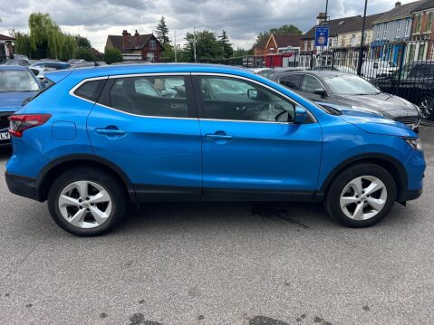 Nissan Qashqai 1.2 DIG-T Acenta Euro 6 (s/s) 5dr 7