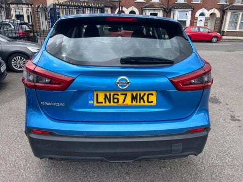 Nissan Qashqai 1.2 DIG-T Acenta Euro 6 (s/s) 5dr 5