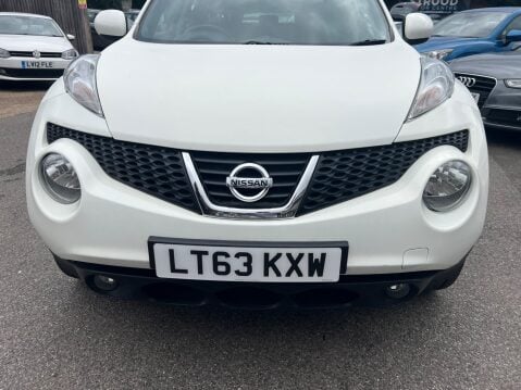 Nissan Juke 1.6 Acenta CVT Euro 5 5dr 9