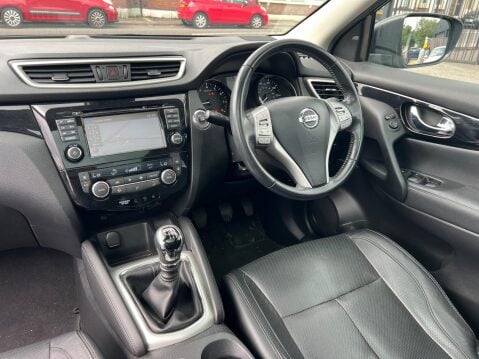 Nissan Qashqai 1.2 DIG-T Tekna 2WD Euro 6 (s/s) 5dr 22