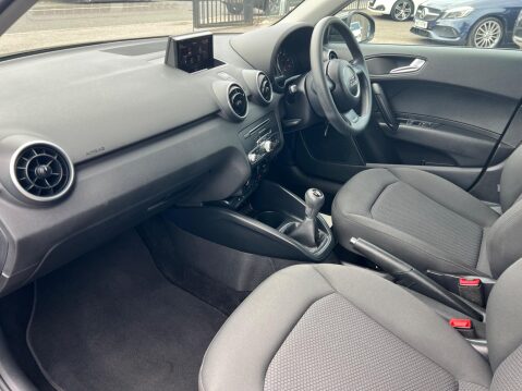 Audi A1 1.0 TFSI SE Sportback Euro 6 (s/s) 5dr 21