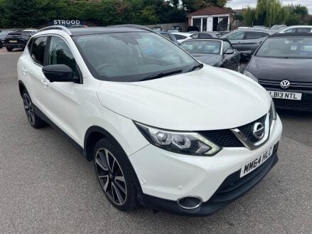 Nissan Qashqai 1.6 dCi Tekna XTRON 2WD Euro 5 (s/s) 5dr