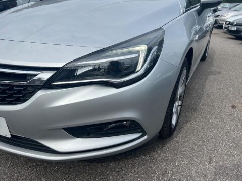 Vauxhall Astra 1.6i Turbo SRi Nav Euro 6 (s/s) 5dr 11