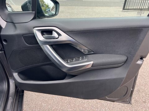 Peugeot 2008 1.2 PureTech GPF Allure Euro 6 (s/s) 5dr 31