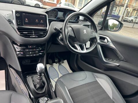 Peugeot 2008 1.2 PureTech GPF Allure Euro 6 (s/s) 5dr 21