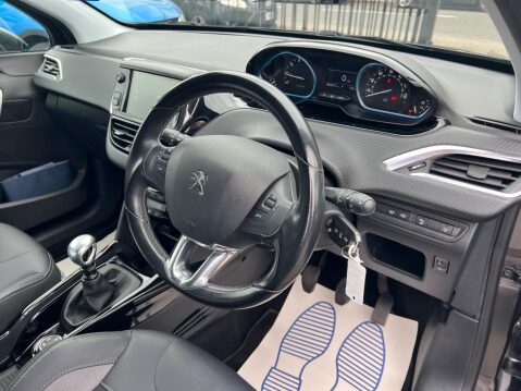 Peugeot 2008 1.2 PureTech GPF Allure Euro 6 (s/s) 5dr 17