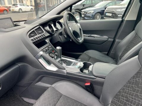 Peugeot 3008 1.6 BlueHDi Allure EAT Euro 6 (s/s) 5dr 16