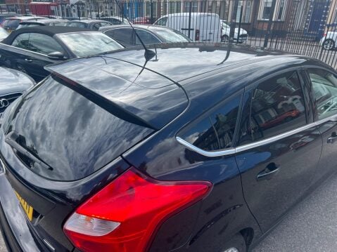 Ford Focus 1.0T EcoBoost Zetec Euro 5 (s/s) 5dr 13