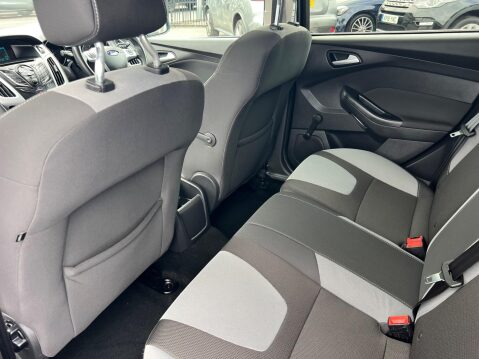 Ford Focus 1.0T EcoBoost Zetec Euro 5 (s/s) 5dr 27