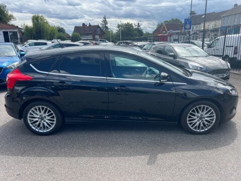 Ford Focus 1.0T EcoBoost Zetec Euro 5 (s/s) 5dr 7