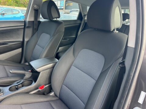 Hyundai TUCSON 1.6 GDi Blue Drive SE Nav Euro 6 (s/s) 5dr 26