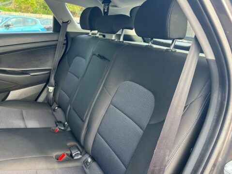 Hyundai TUCSON 1.6 GDi Blue Drive SE Nav Euro 6 (s/s) 5dr 28