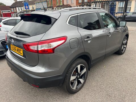 Nissan Qashqai 1.2 DIG-T N-Connecta XTRON 2WD Euro 6 (s/s) 5dr 6
