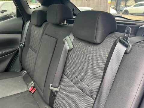 Nissan Qashqai 1.2 DIG-T N-Connecta XTRON 2WD Euro 6 (s/s) 5dr 23