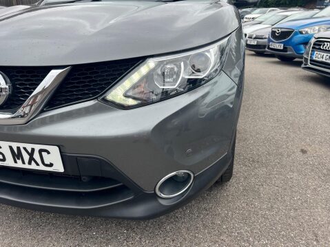 Nissan Qashqai 1.2 DIG-T N-Connecta XTRON 2WD Euro 6 (s/s) 5dr 11