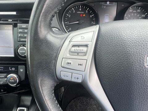 Nissan Qashqai 1.2 DIG-T N-Connecta XTRON 2WD Euro 6 (s/s) 5dr 16