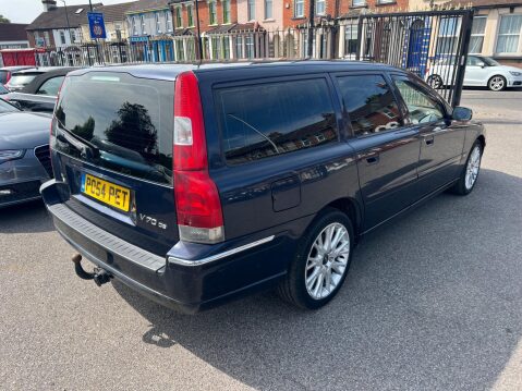 Volvo V70 2.4 D5 SE Geartronic 5dr 6
