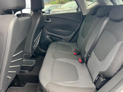 Renault Captur 1.2 TCe Dynamique S MediaNav EDC Euro 5 5dr 28