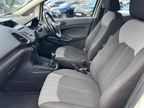 Ford Ecosport 1.0T EcoBoost Zetec 2WD Euro 6 (s/s) 5dr 17