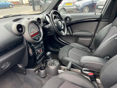 Mini Countryman 2.0 Cooper D Auto ALL4 Euro 5 5dr 16