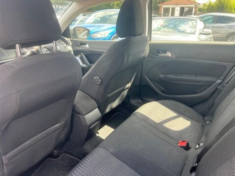 Peugeot 308 1.6 HDi Active Euro 5 5dr 16