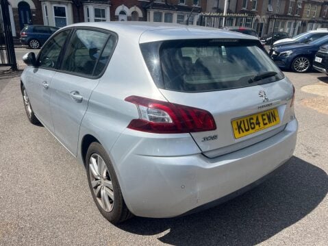 Peugeot 308 1.6 HDi Active Euro 5 5dr 4