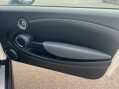 Mini Hatch 1.6 One Steptronic Euro 5 3dr 27