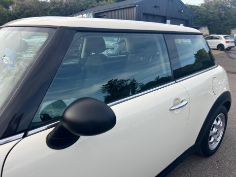 Mini Hatch 1.6 One Steptronic Euro 5 3dr 15