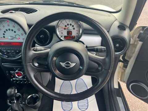 Mini Hatch 1.6 One Steptronic Euro 5 3dr 20