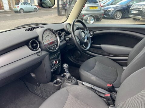 Mini Hatch 1.6 One Steptronic Euro 5 3dr 13