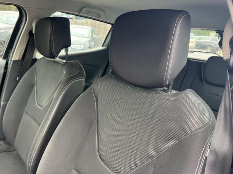 Renault Clio 1.2 16V Dynamique MediaNav Euro 5 5dr 15