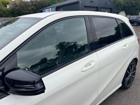 Mercedes-Benz B Class 1.8 B180 CDI BlueEfficiency Sport Euro 5 (s/s) 5dr 15
