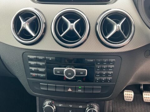 Mercedes-Benz B Class 1.8 B180 CDI BlueEfficiency Sport Euro 5 (s/s) 5dr 34
